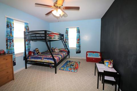 815 E Adams St, Clinton, IL 61727 photo 9