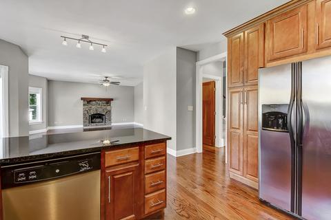 431 Elm St, Wheaton, IL 60189 photo 6