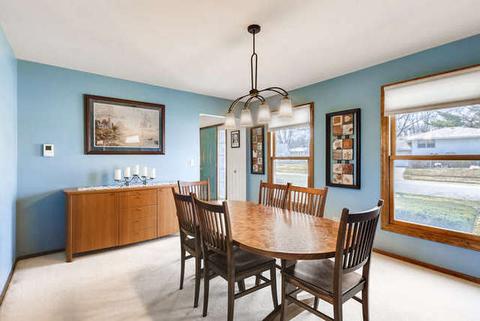 1443 Sheffield Dr, Elgin, IL 60123 photo 7