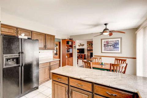 1443 Sheffield Dr, Elgin, IL 60123 photo 9