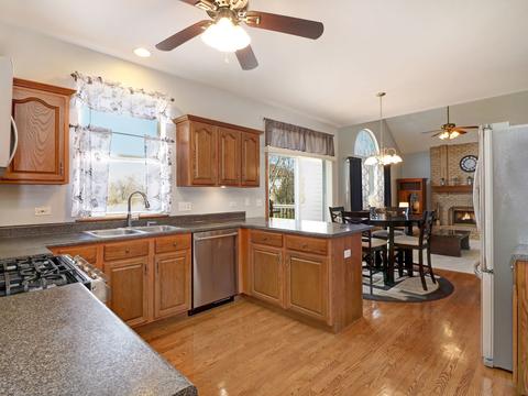 13202 Northland Dr, Plainfield, IL 60585 photo 9