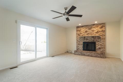 711 Garth Rd, Wheeling, IL 60090 photo 11