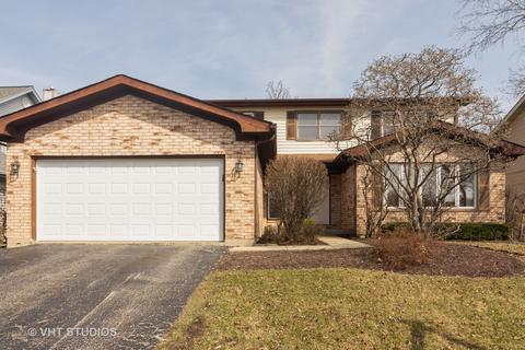711 Garth Rd, Wheeling, IL 60090 photo 2