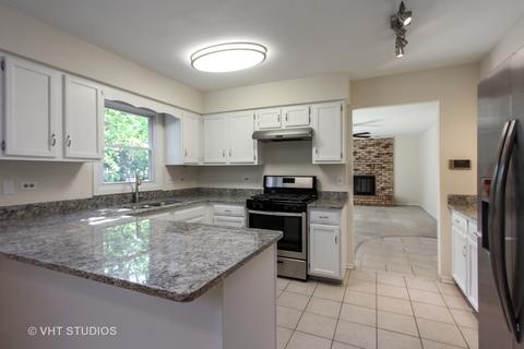 711 Garth Rd, Wheeling, IL 60090 photo 7