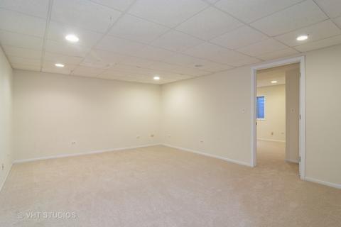 711 Garth Rd, Wheeling, IL 60090 photo 22