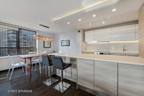 222 E Pearson St #802, Chicago, IL 60611 photo 8