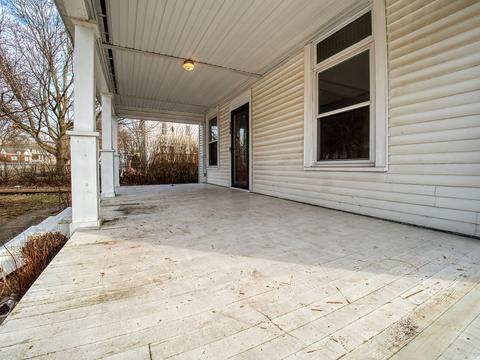 206 E North St, Colfax, IL 61728 photo 6