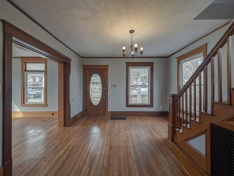 206 E North St, Colfax, IL 61728 photo 10