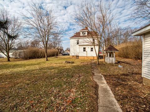 206 E North St, Colfax, IL 61728 photo 5