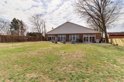818 Jersey Ave, Normal, IL 61761 photo 63