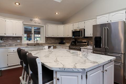 818 Jersey Ave, Normal, IL 61761 photo 6