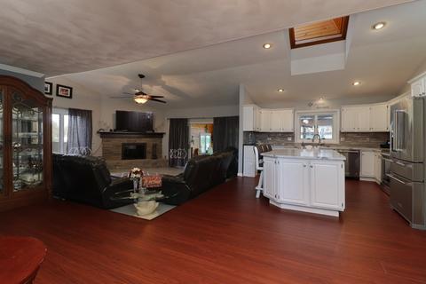 818 Jersey Ave, Normal, IL 61761 photo 8