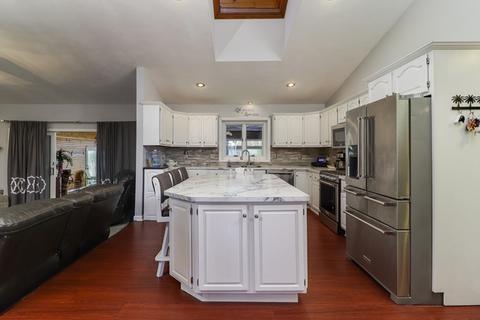 818 Jersey Ave, Normal, IL 61761 photo 5