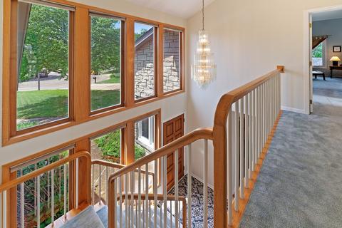 8449 Canterberry Dr, Burr Ridge, IL 60527 photo 9