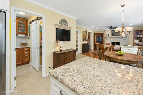 706 Cavalcade Cir, Naperville, IL 60540 photo 11