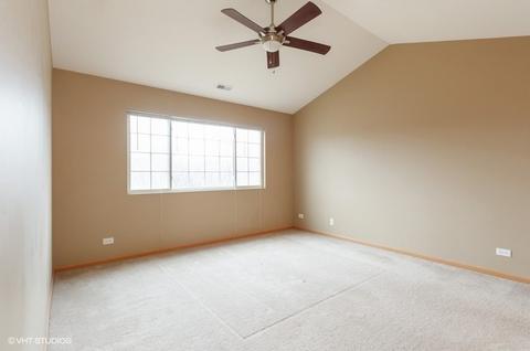 345 Bakers Ct, Lakemoor, IL 60051 photo 5
