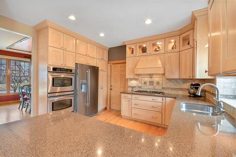 5390 Mallard Ln, Hoffman Estates, IL 60192 photo 10