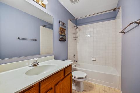 5390 Mallard Ln, Hoffman Estates, IL 60192 photo 23