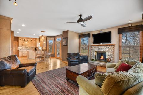5390 Mallard Ln, Hoffman Estates, IL 60192 photo 18