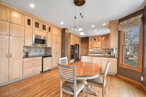 5390 Mallard Ln, Hoffman Estates, IL 60192 photo 12
