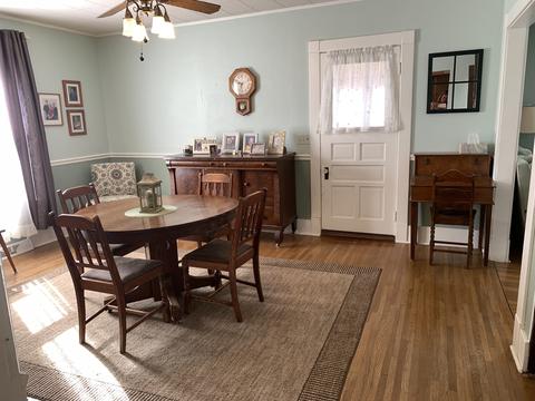 519 W 3rd St, Byron, IL 61010 photo 2
