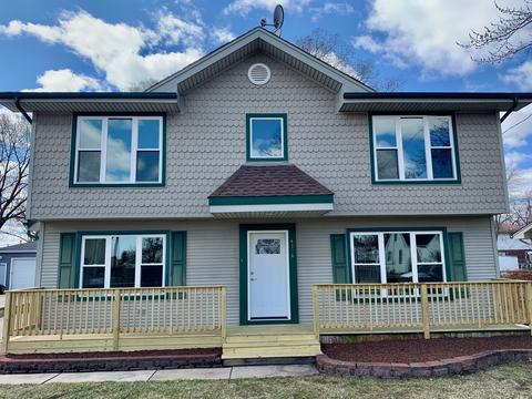 8328 Normandy Ave, Burbank, IL 60459 photo 2