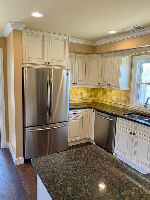 8328 Normandy Ave, Burbank, IL 60459 photo 21