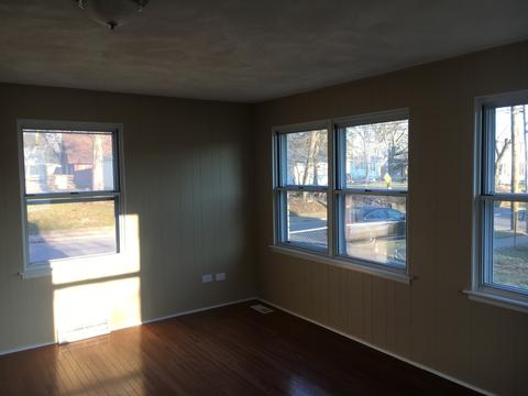 639 Forest Ave, Elgin, IL 60120 photo 8