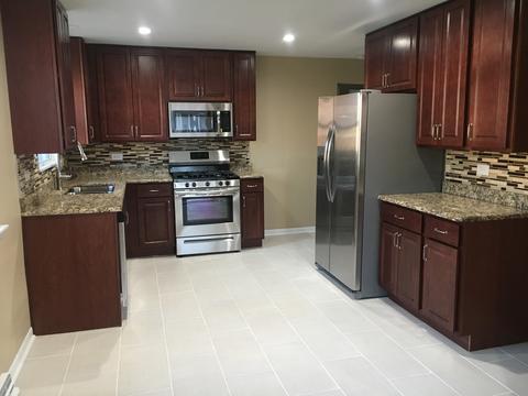 639 Forest Ave, Elgin, IL 60120 photo 4