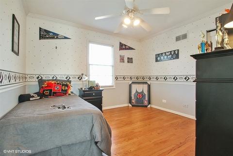 630 Bending Ct, Des Plaines, IL 60016 photo 16
