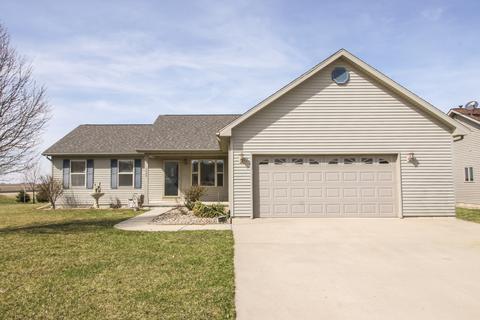 2008 Marina Dr, Normal, IL 61761 photo 1