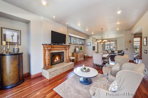 403 E Liberty Dr, Wheaton, IL 60187 photo 8