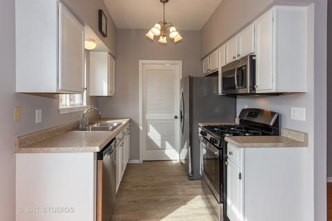 14059 Danbury Dr, Plainfield, IL 60544 photo 4