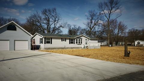 560 E Sandy Ct, Godley, IL 60407 photo 1