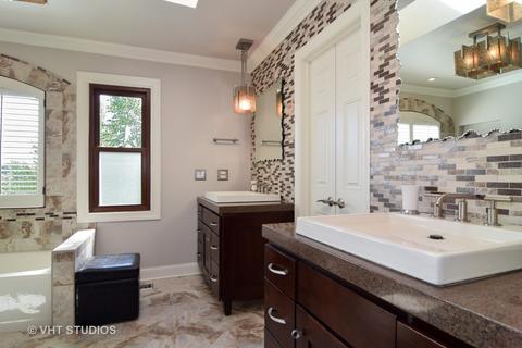 3785 Bordeaux Dr, Hoffman Estates, IL 60192 photo 14