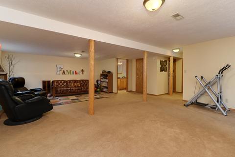 1826 Hoover Dr, Normal, IL 61761 photo 27