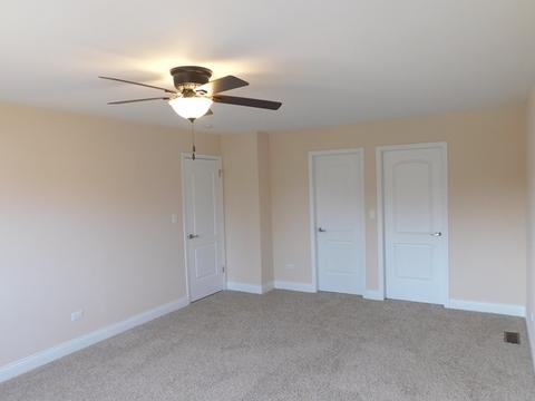 498 Longtree Dr, Wheeling, IL 60090 photo 15