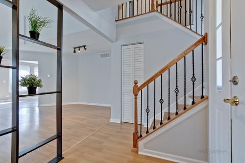 712 Brandon Pl, Wheeling, IL 60090 photo 5