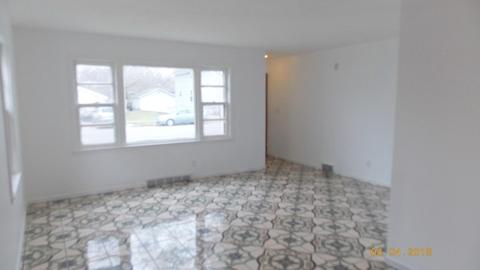 512 5th Ave, Aurora, IL 60505 photo 10
