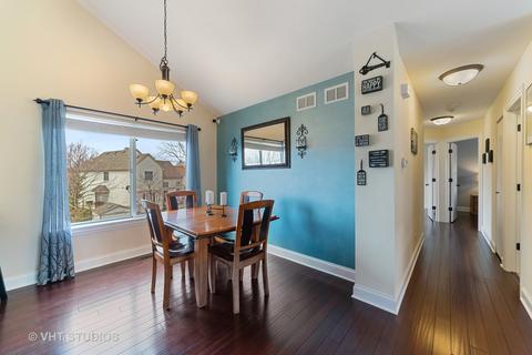 413 Harvard Ln, Bartlett, IL 60103 photo 8