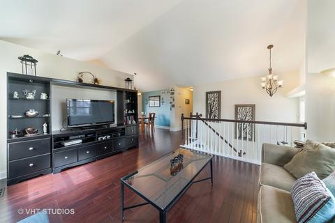 413 Harvard Ln, Bartlett, IL 60103 photo 3