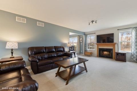 1122 E Treeline Dr, Lockport, IL 60441 photo 8