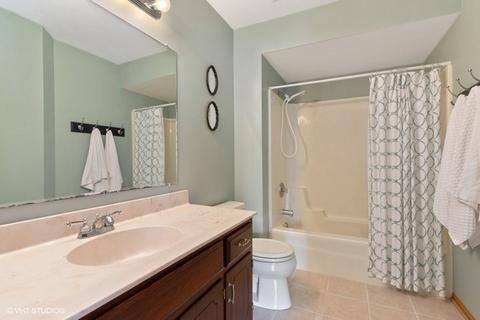 1122 E Treeline Dr, Lockport, IL 60441 photo 16