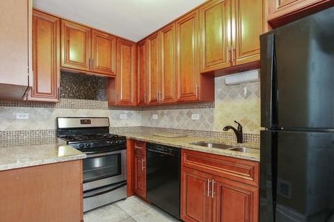 7356 W 56th Pl, Summit, IL 60501 photo 3