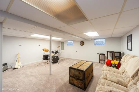 928 Valley Stream Dr, Wheeling, IL 60090 photo 17