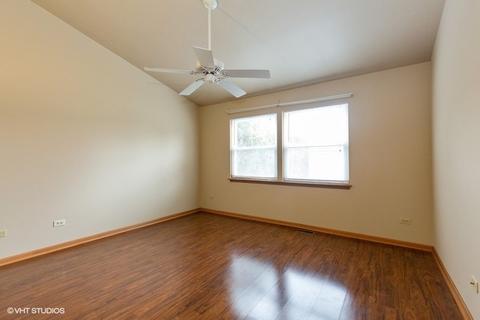358 Chaparral Cir, Elgin, IL 60120 photo 10