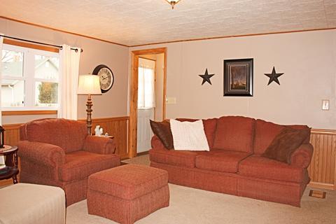 211 Washington St, Buda, IL 61314 photo 11