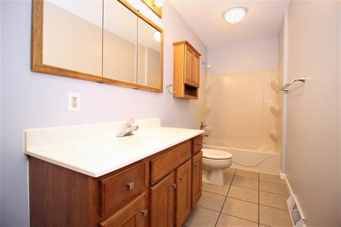 712 Dale St, Normal, IL 61761 photo 10