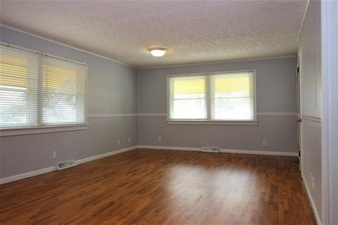 712 Dale St, Normal, IL 61761 photo 3