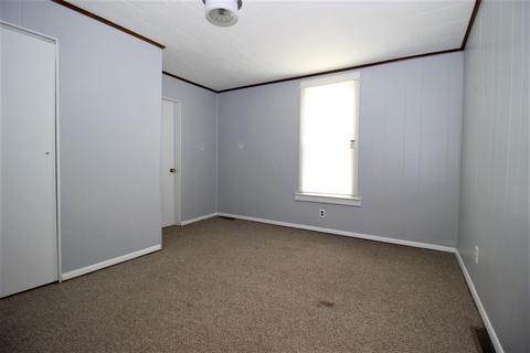 712 Dale St, Normal, IL 61761 photo 9